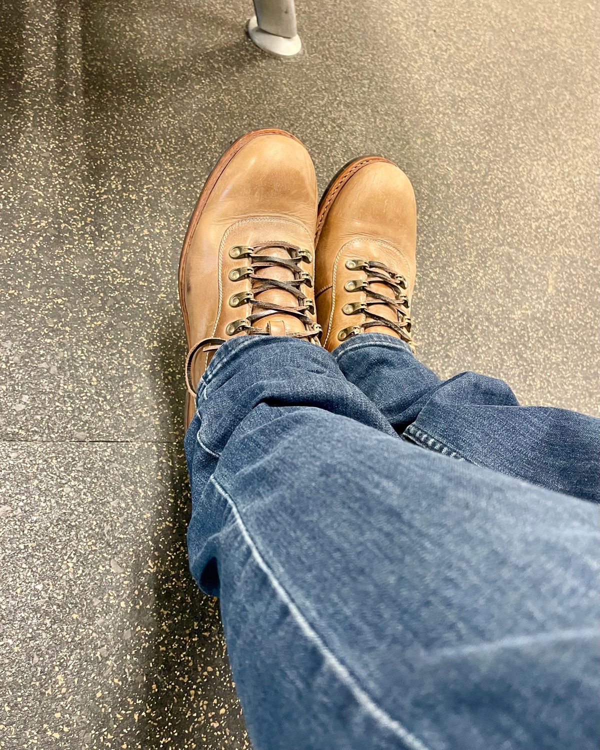 Photo by technolounge1001 on March 5, 2024 of the Blkbrd Shoemaker Bulwark Trek Boot in Horween Natural Chromexcel.