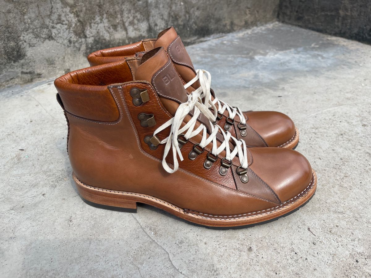 Photo by technolounge1001 on October 12, 2022 of the Blkbrd Shoemaker Unlisted Model in Unknown Leather.