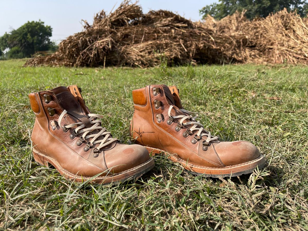 Photo by technolounge1001 on October 27, 2022 of the Blkbrd Shoemaker Unlisted Model in Unknown Leather.