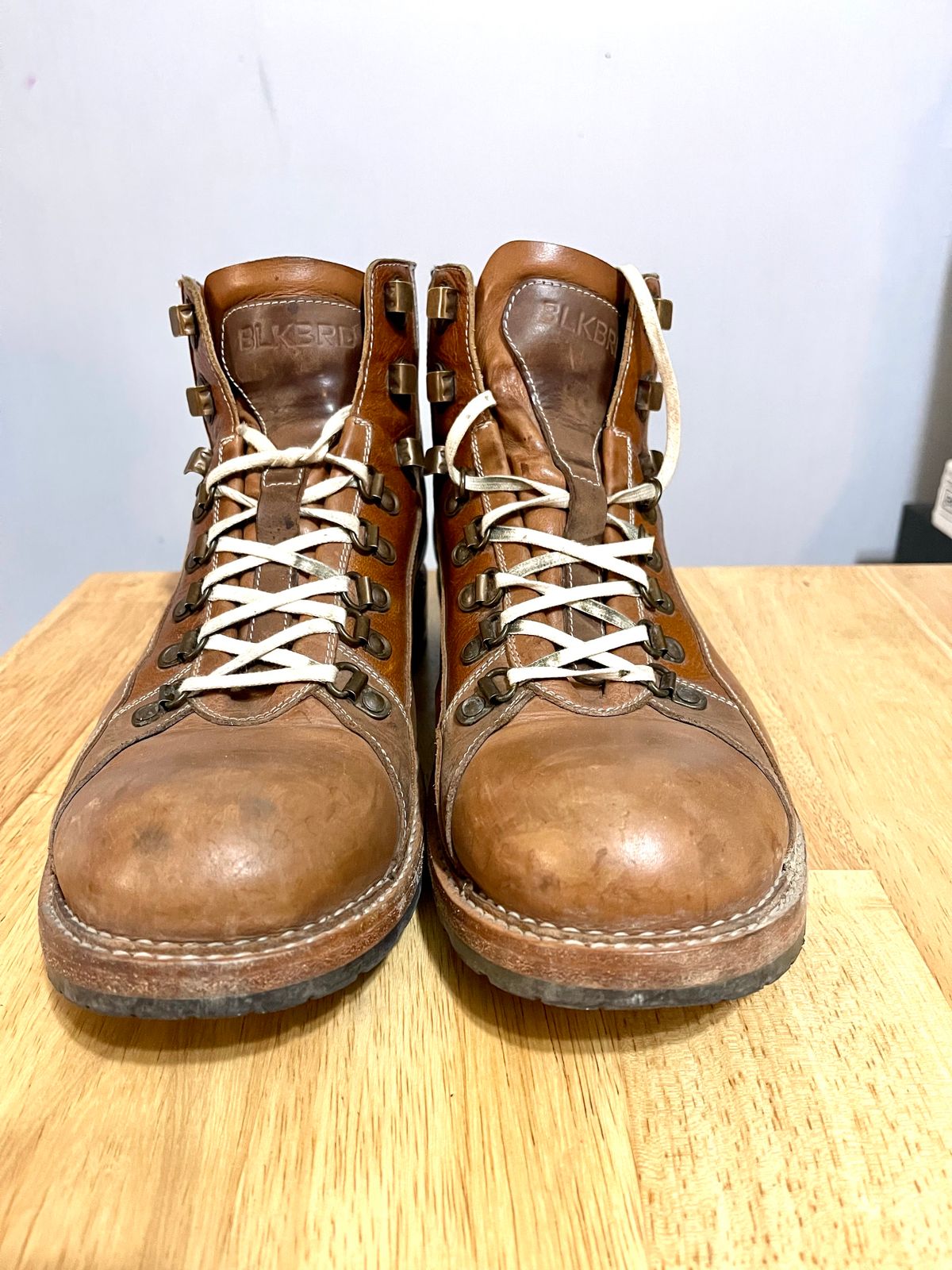 Photo by technolounge1001 on February 6, 2023 of the Blkbrd Shoemaker Unlisted Model in Unknown Leather.