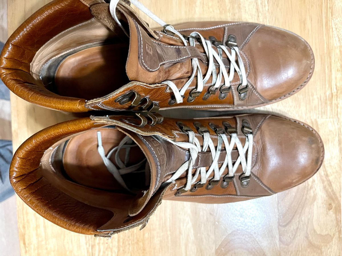 Photo by technolounge1001 on February 6, 2023 of the Blkbrd Shoemaker Unlisted Model in Unknown Leather.