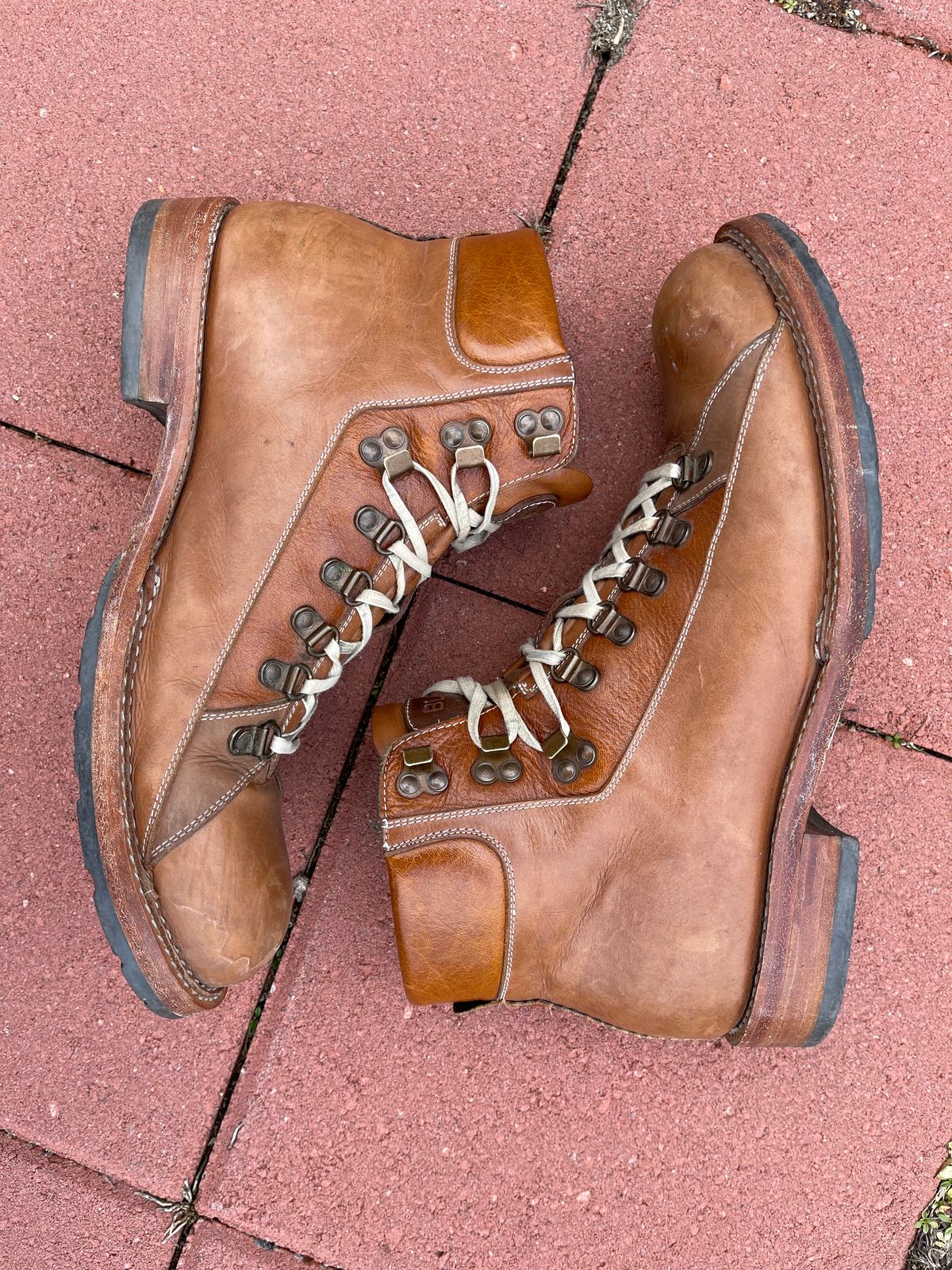 Photo by technolounge1001 on March 5, 2023 of the Blkbrd Shoemaker Unlisted Model in Unknown Leather.