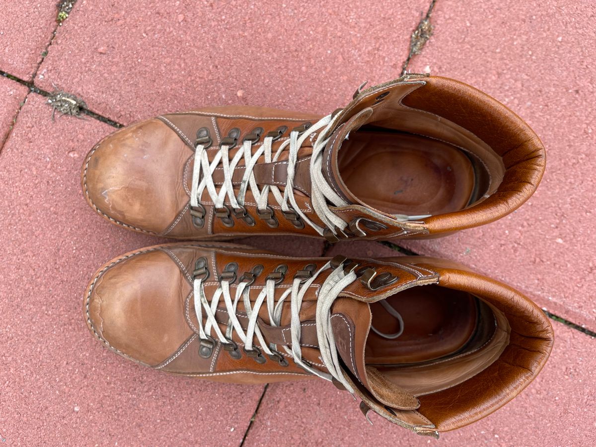 Photo by technolounge1001 on March 5, 2023 of the Blkbrd Shoemaker Unlisted Model in Unknown Leather.