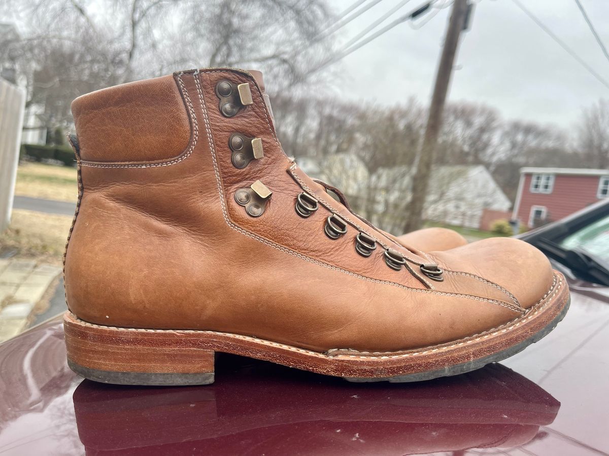 Photo by technolounge1001 on April 6, 2023 of the Blkbrd Shoemaker Unlisted Model in Unknown Leather.