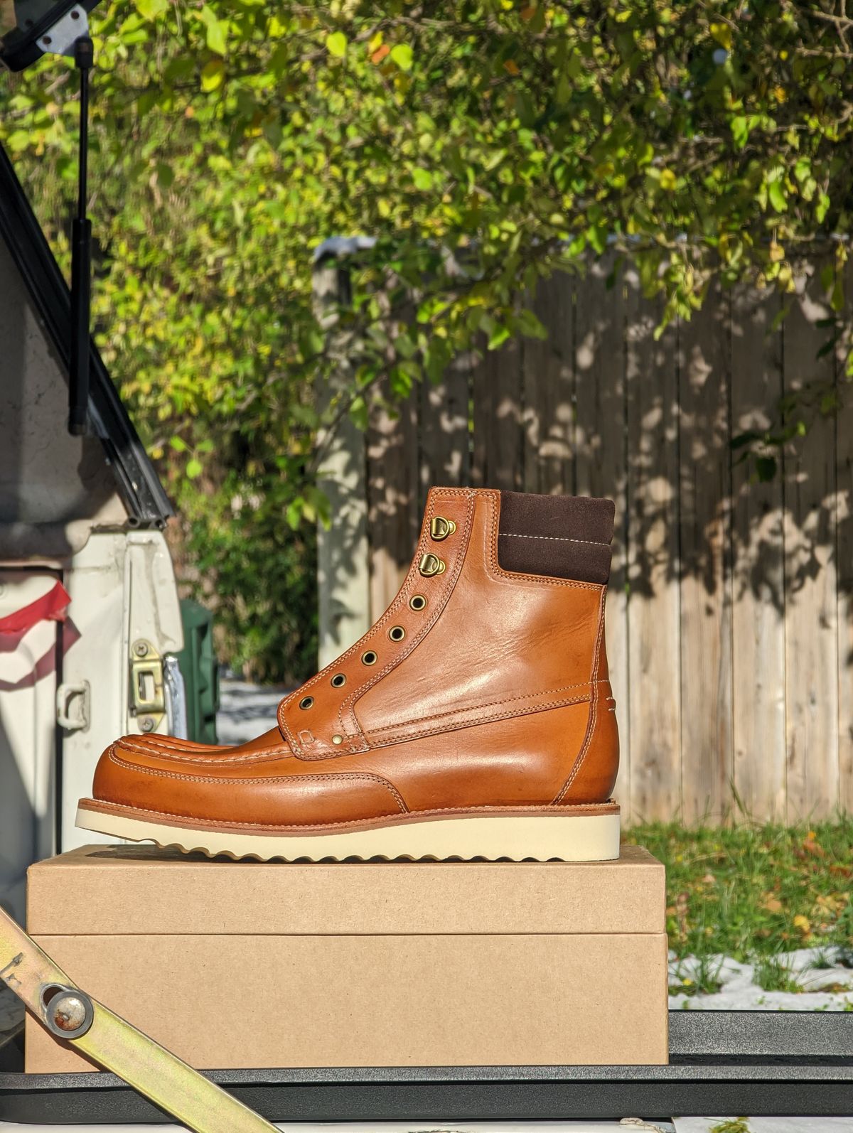 Photo by Vultain on November 9, 2022 of the Grant Stone Field Boot in Badalassi Carlo Saddle Tan Minerva.