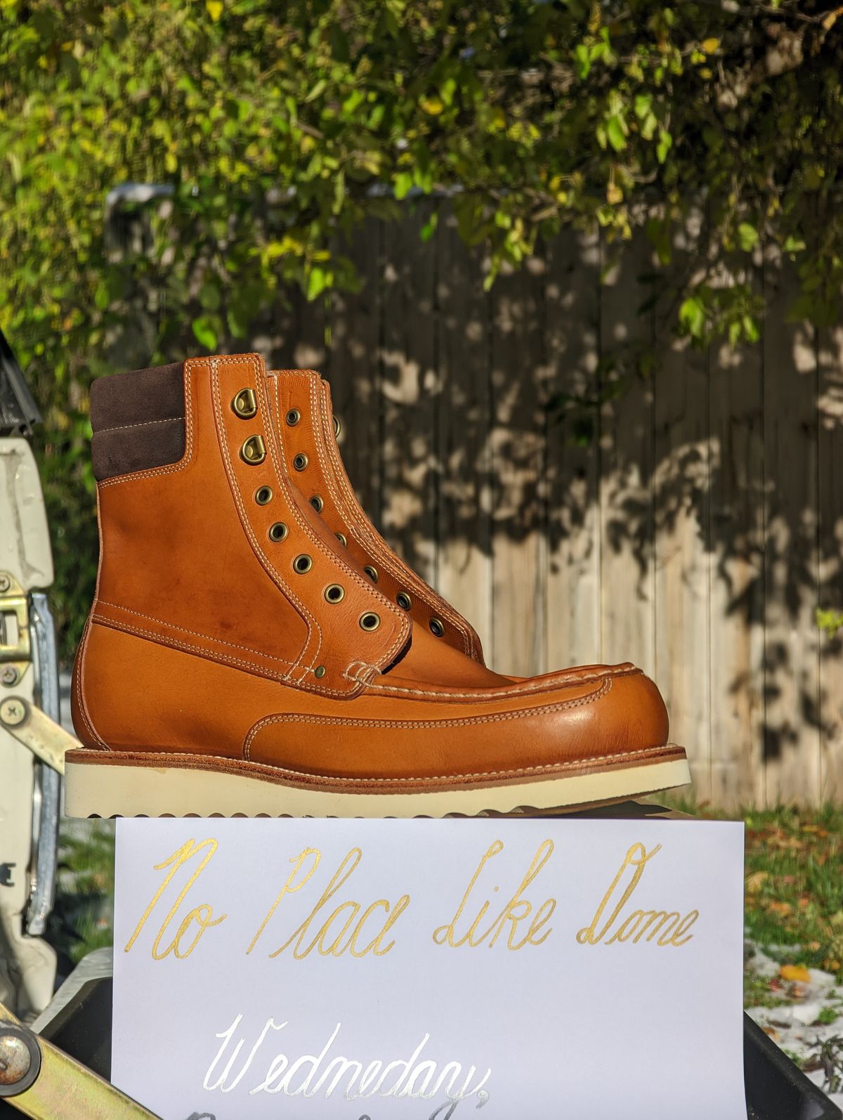 Photo by Vultain on November 9, 2022 of the Grant Stone Field Boot in Badalassi Carlo Saddle Tan Minerva.