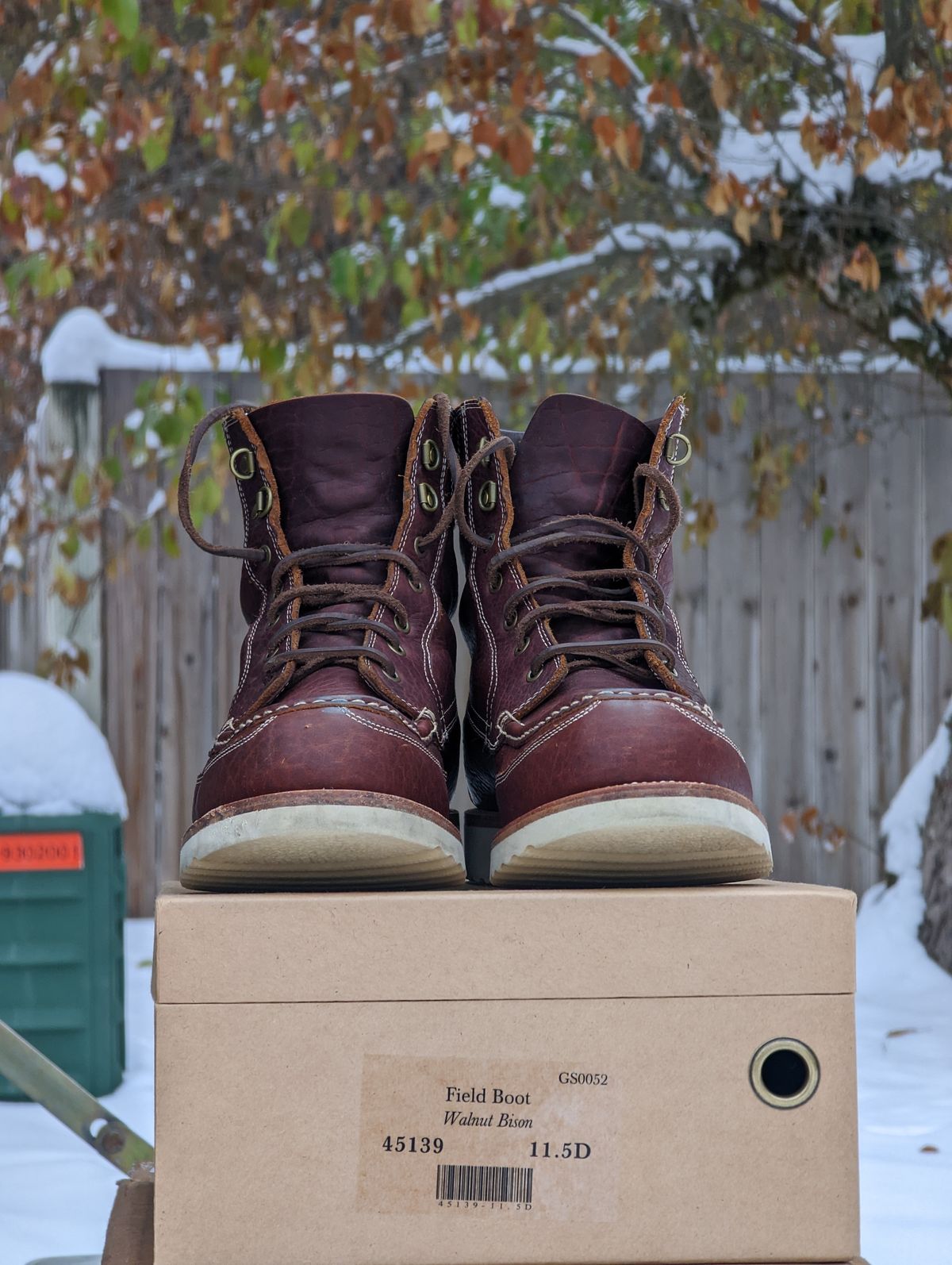 Photo by Vultain on December 5, 2022 of the Grant Stone Field Boot in Seidel Walnut Bison.