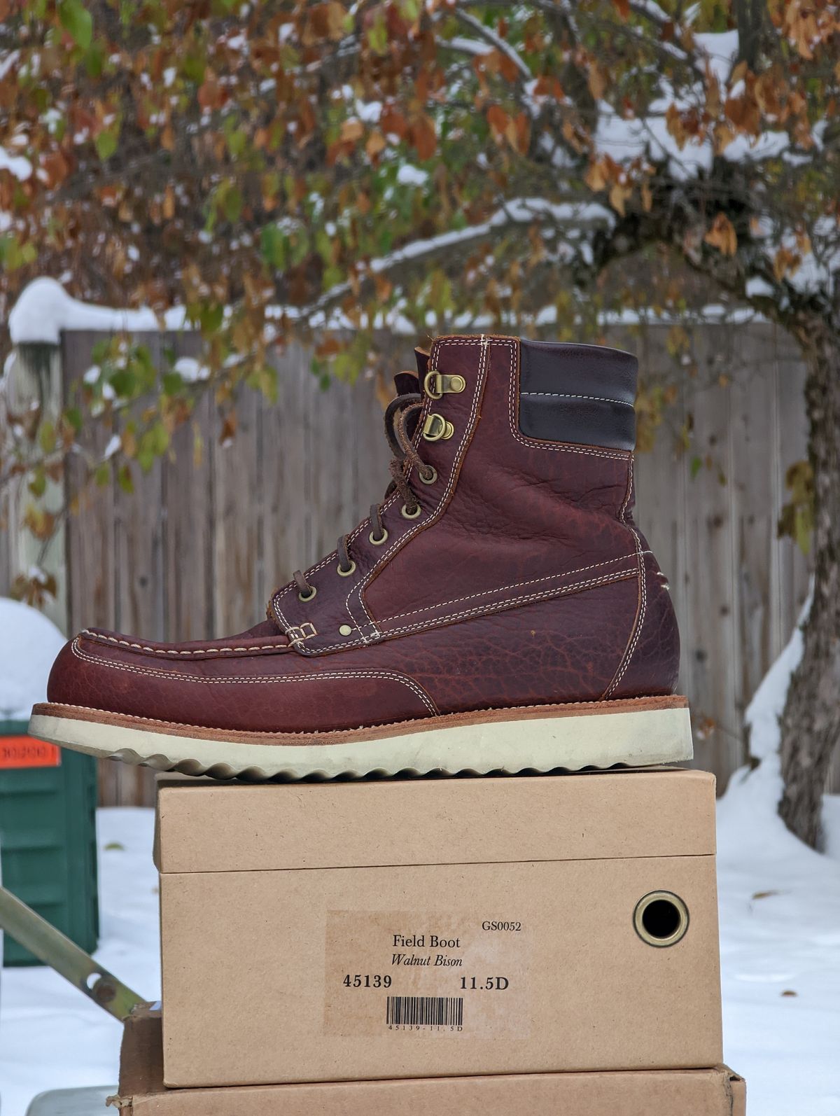 Photo by Vultain on December 5, 2022 of the Grant Stone Field Boot in Seidel Walnut Bison.