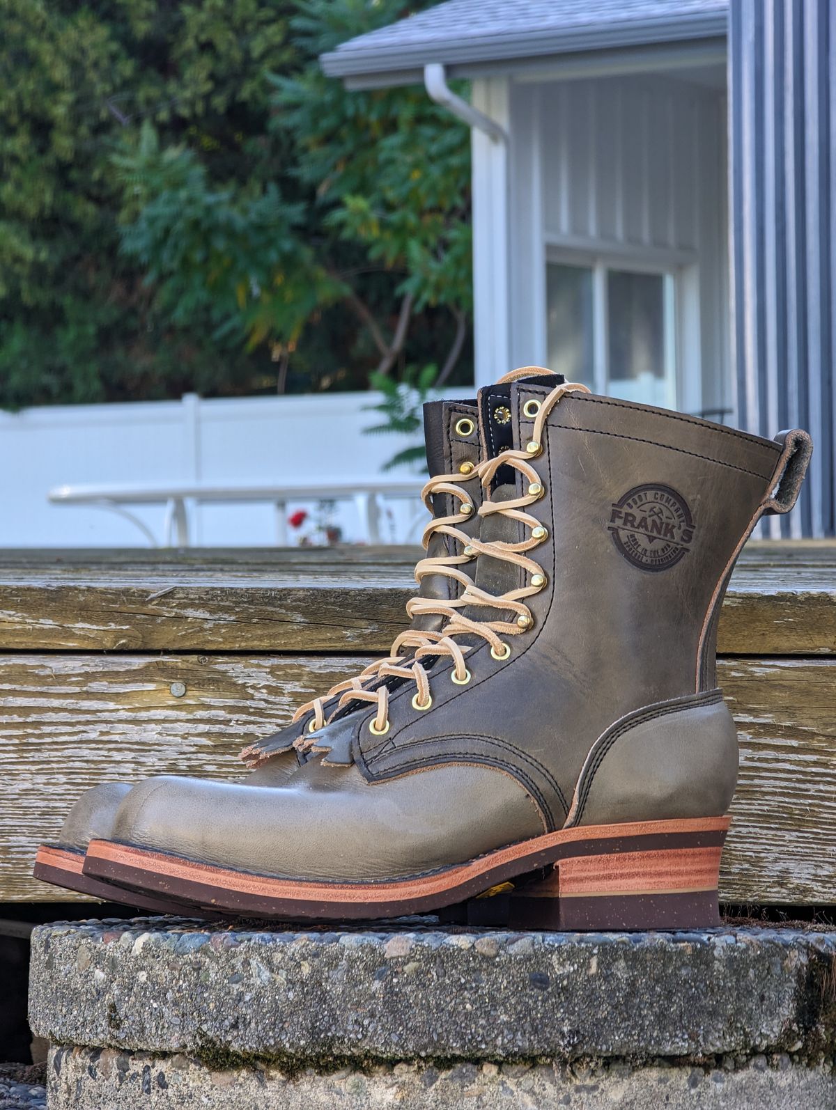 Photo by Vultain on October 7, 2023 of the Frank's Boots Unknown Model in Wickett & Craig Ash Grey Traditional Harness.