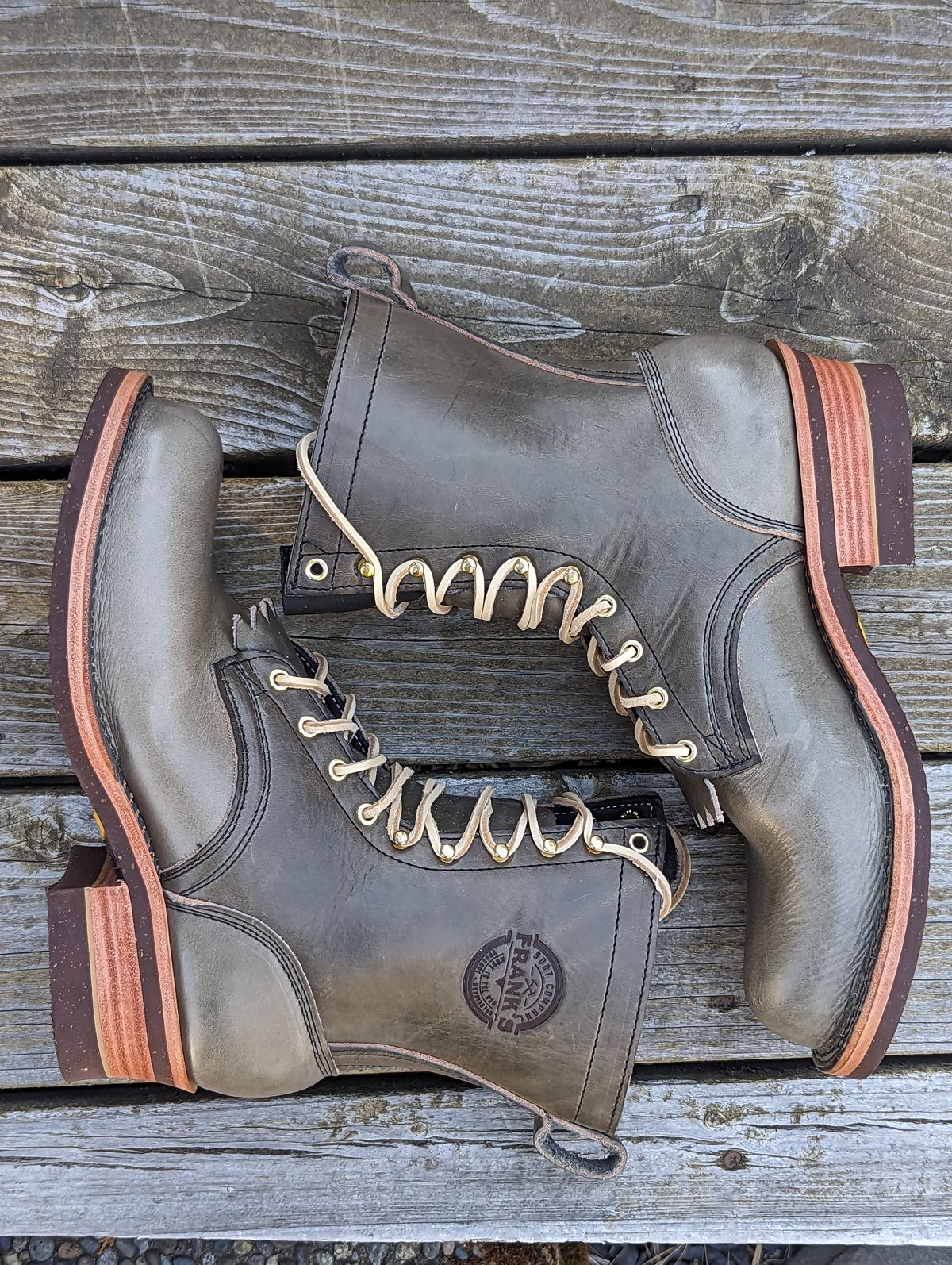 Photo by Vultain on October 7, 2023 of the Frank's Boots Unknown Model in Wickett & Craig Ash Grey Traditional Harness.