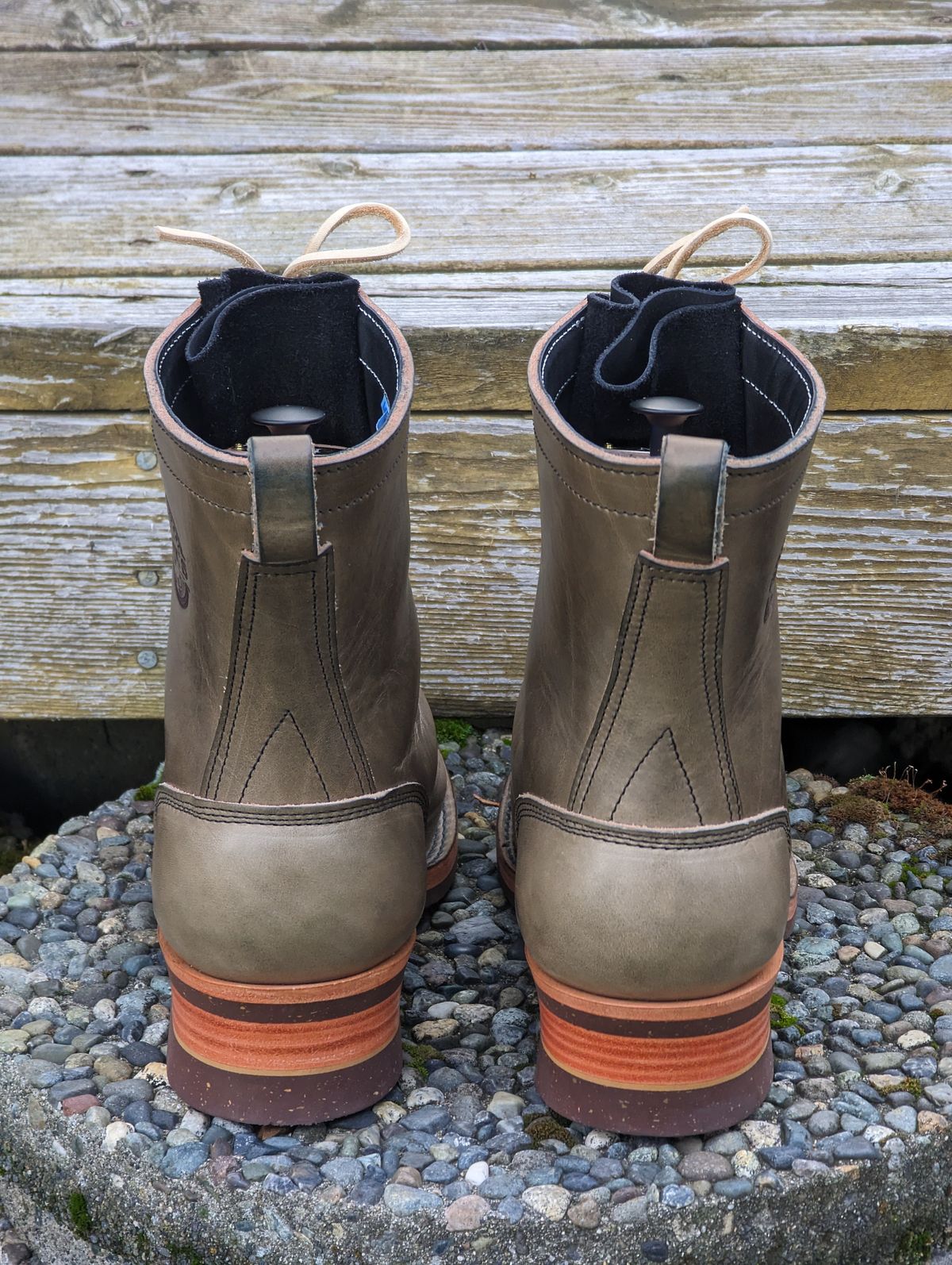 Photo by Vultain on November 6, 2023 of the Frank's Boots Unknown Model in Wickett & Craig Ash Grey Traditional Harness.