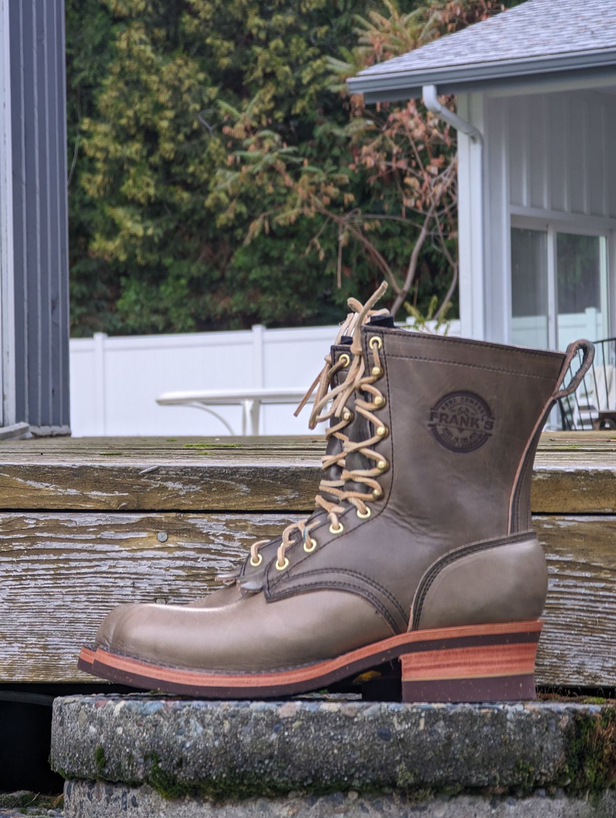 Photo by Vultain on November 6, 2023 of the Frank's Boots Unknown Model in Wickett & Craig Ash Grey Traditional Harness.