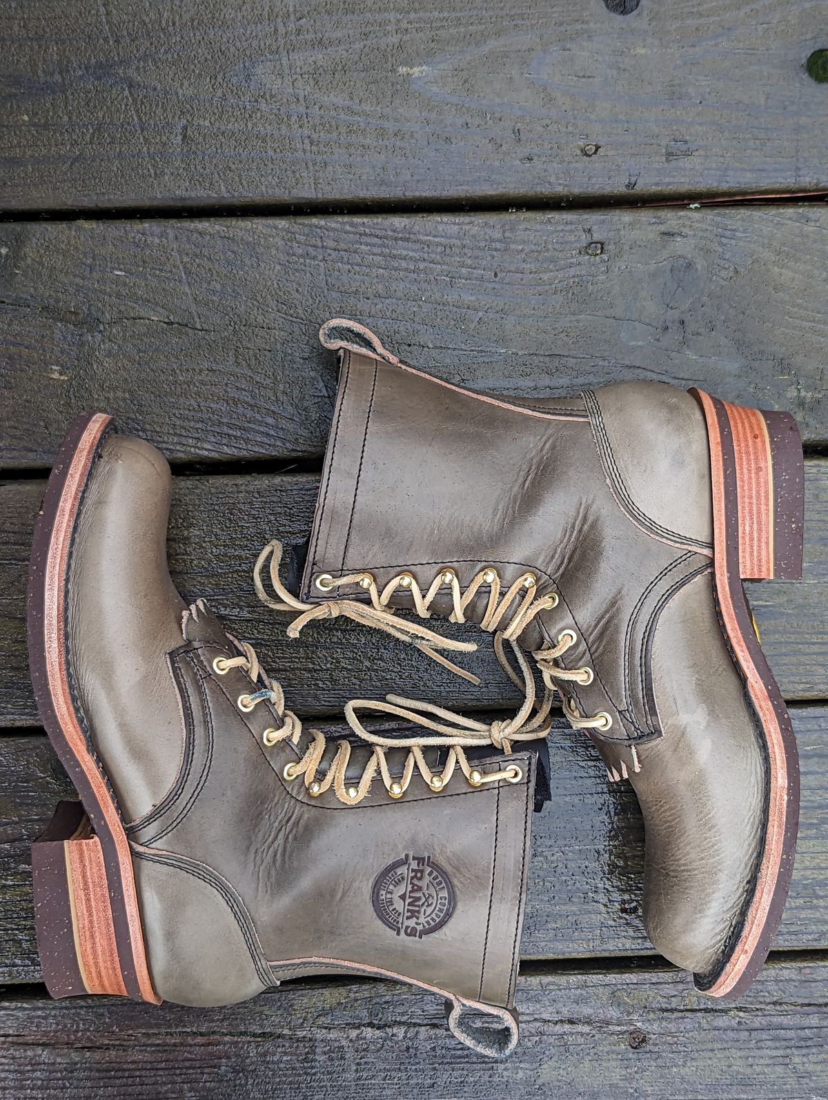 Photo by Vultain on December 5, 2023 of the Frank's Boots Unknown Model in Wickett & Craig Ash Grey Traditional Harness.