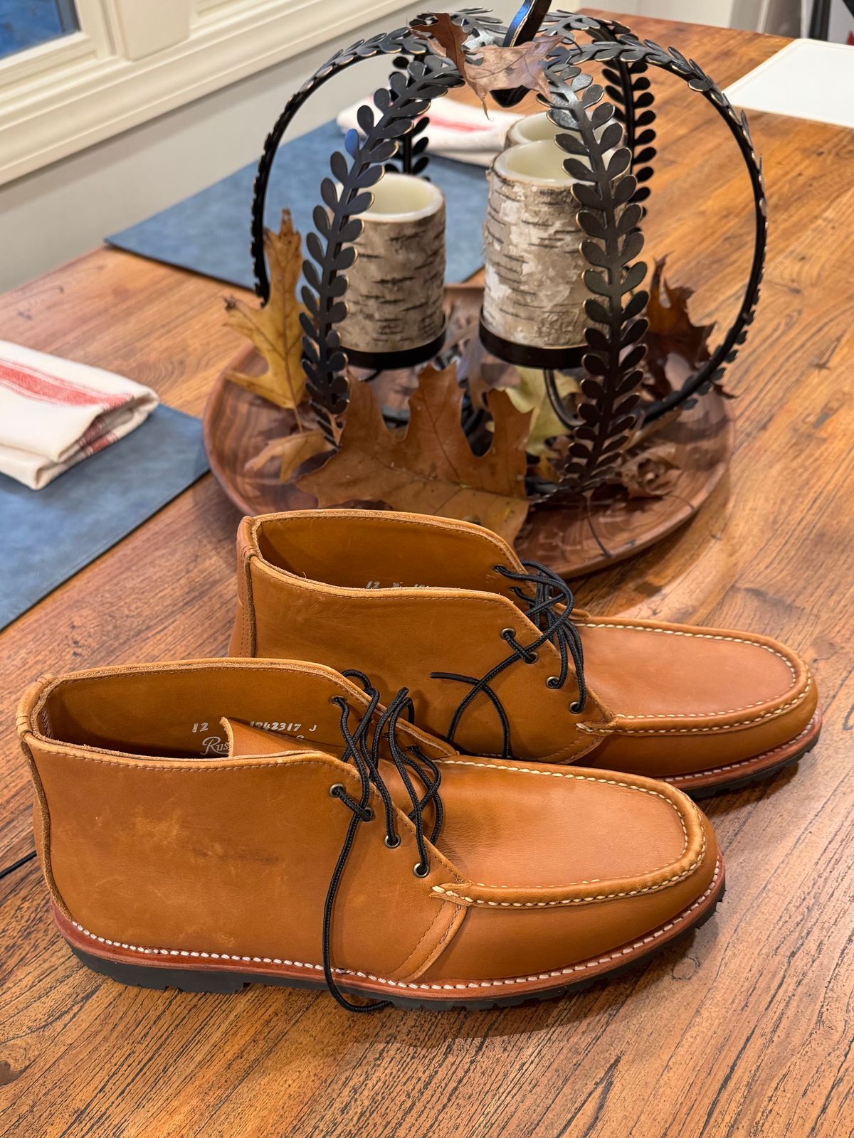 Photo by drwatcherman on October 1, 2025 of the Russell Moccasin Co. Russell Chukka in S.B. Foot Weathered Oak Timberjack.