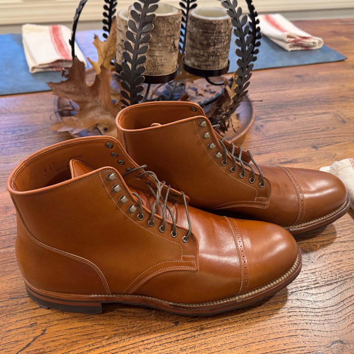 Photo by drwatcherman on October 1, 2025 of the Viberg Service Boot in Annonay Tan French Vocalou.