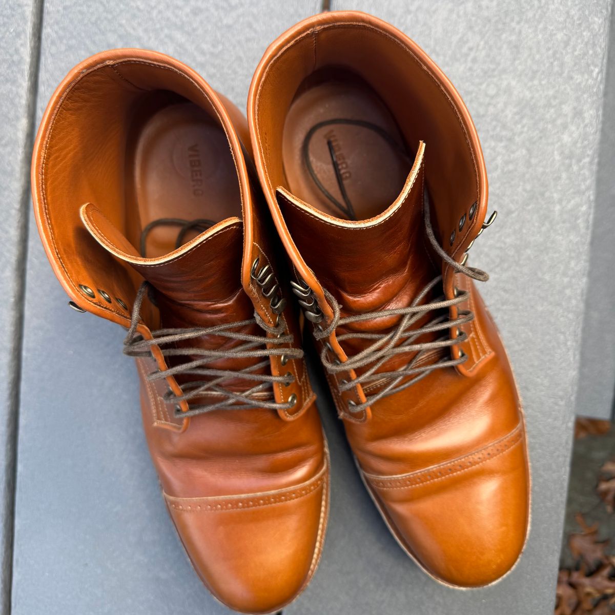 Photo by drwatcherman on November 4, 2025 of the Viberg Service Boot in Annonay Tan French Vocalou.