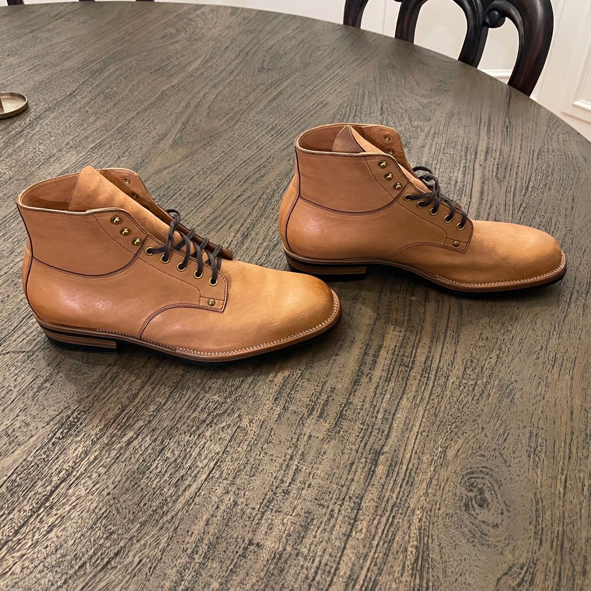 Photo by drwatcherman on October 10, 2023 of the Iron Boots x Østmo Type 1 in Maryam Light Brown Washed Horsehide.