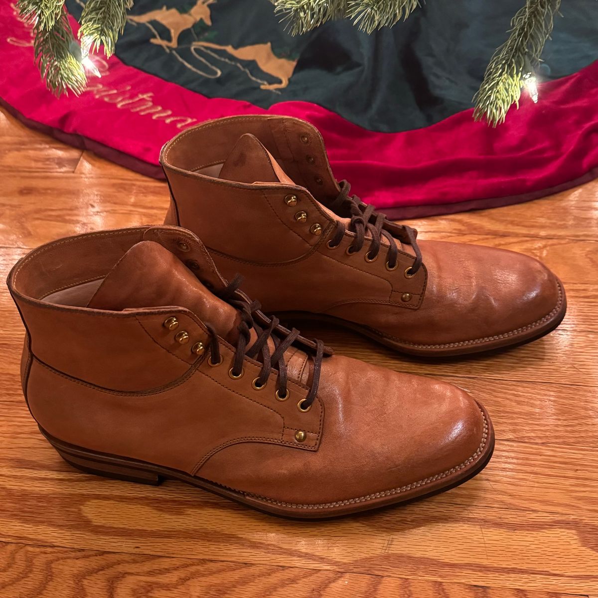 Photo by drwatcherman on December 5, 2023 of the Iron Boots x Østmo Type 1 in Maryam Light Brown Washed Horsehide.