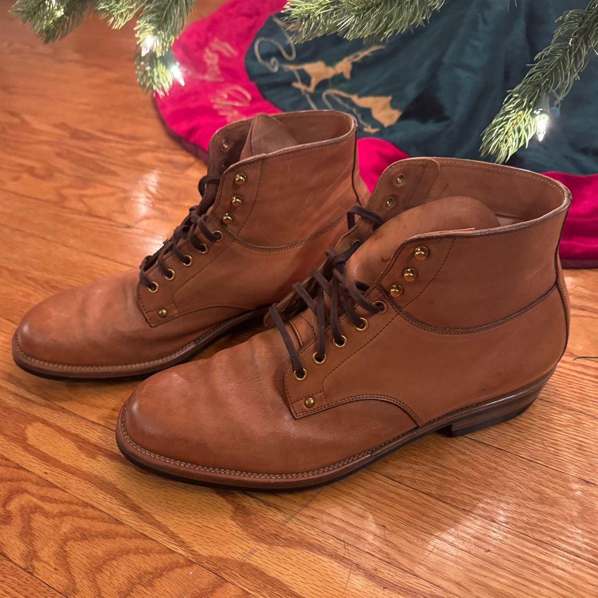 Photo by drwatcherman on December 5, 2023 of the Iron Boots x Østmo Type 1 in Maryam Light Brown Washed Horsehide.