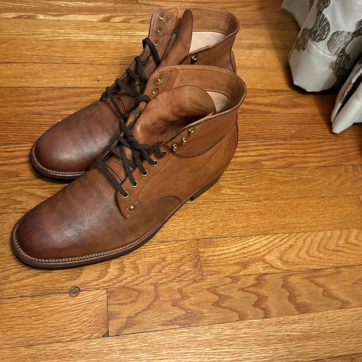 Photo by drwatcherman on January 4, 2024 of the Iron Boots x Østmo Type 1 in Maryam Light Brown Washed Horsehide.