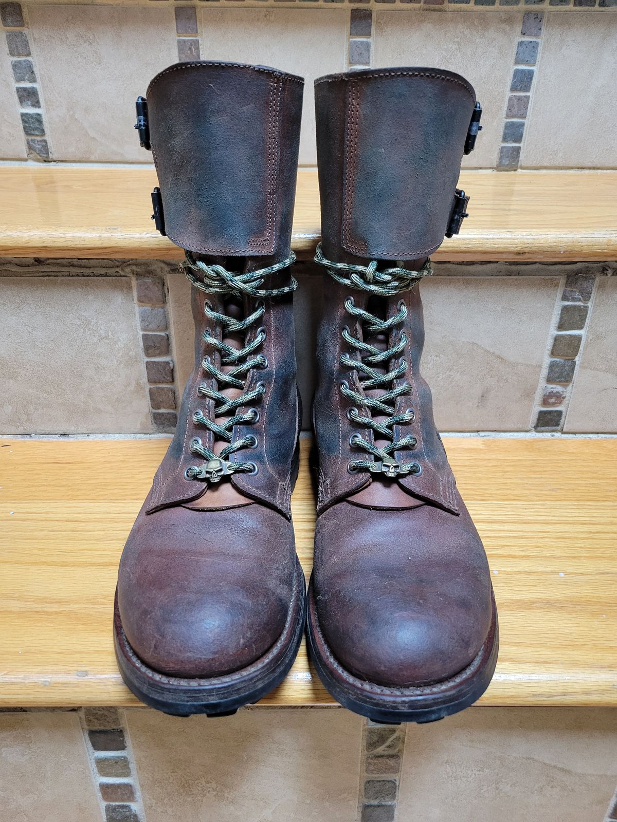 Photo by tonbost on April 4, 2024 of the Marbo French Rangers 1962 in Unknown Leather.