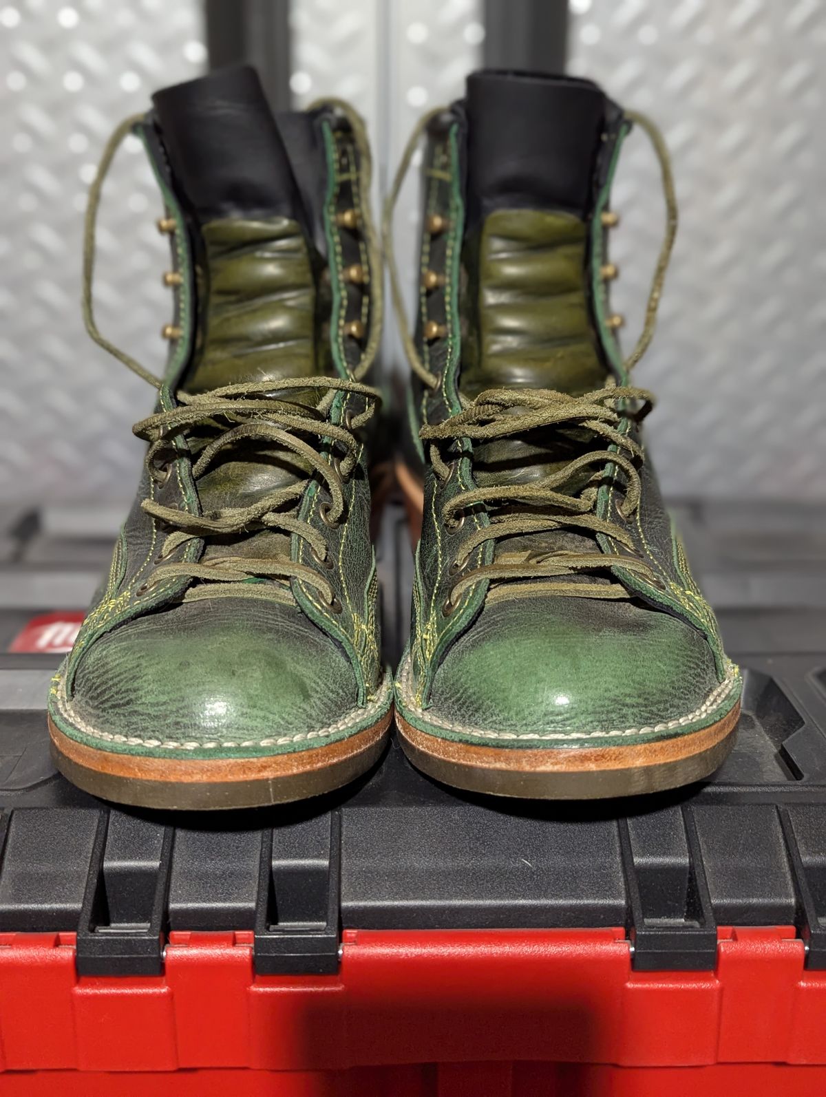 Photo by msmith1389 on January 5, 2025 of the Frank's Boots Monkey Boot in Conceria Walpier Black Burro Green.