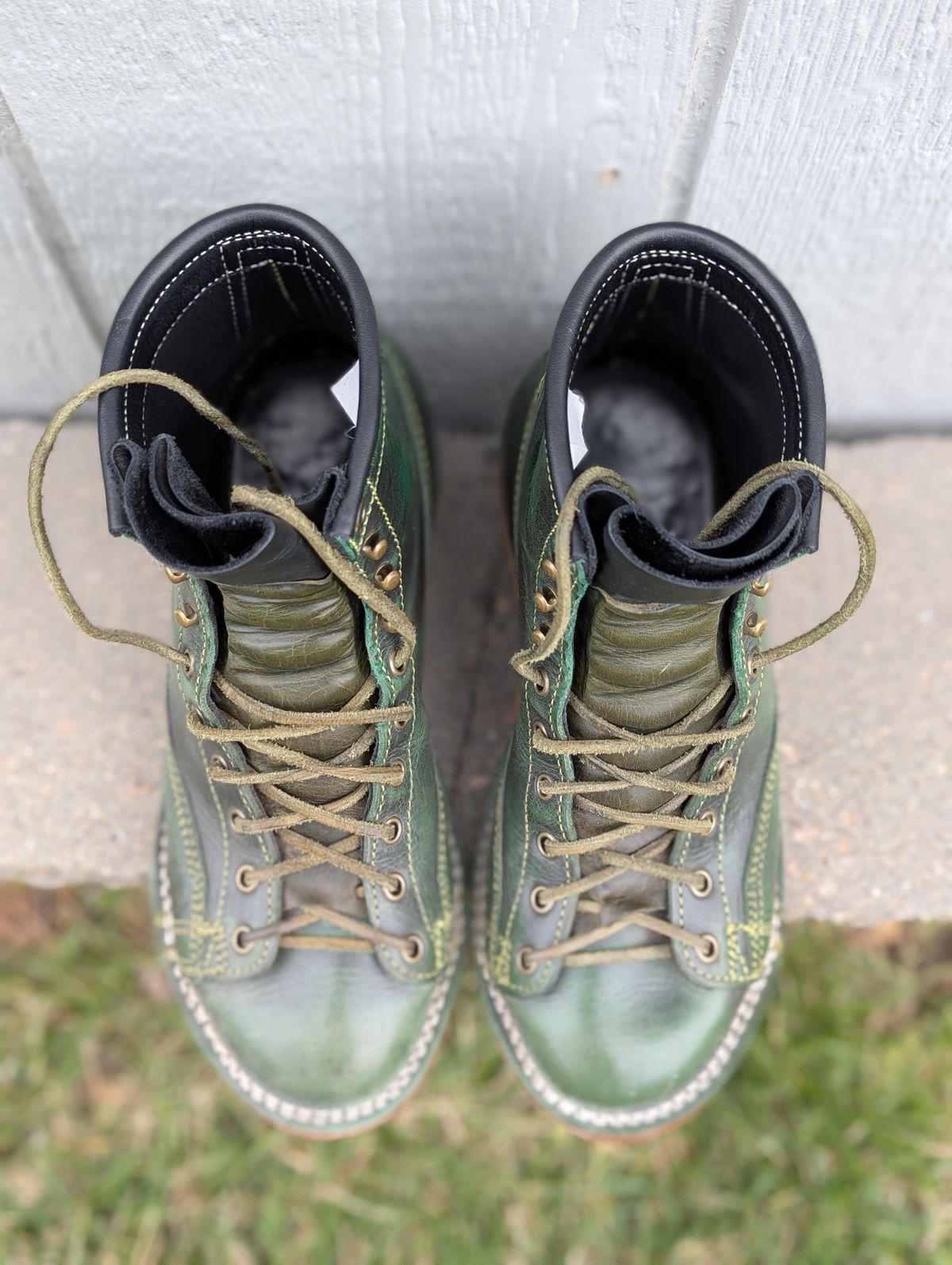 Photo by msmith1389 on April 1, 2025 of the Frank's Boots Monkey Boot in Conceria Walpier Black Burro Green.