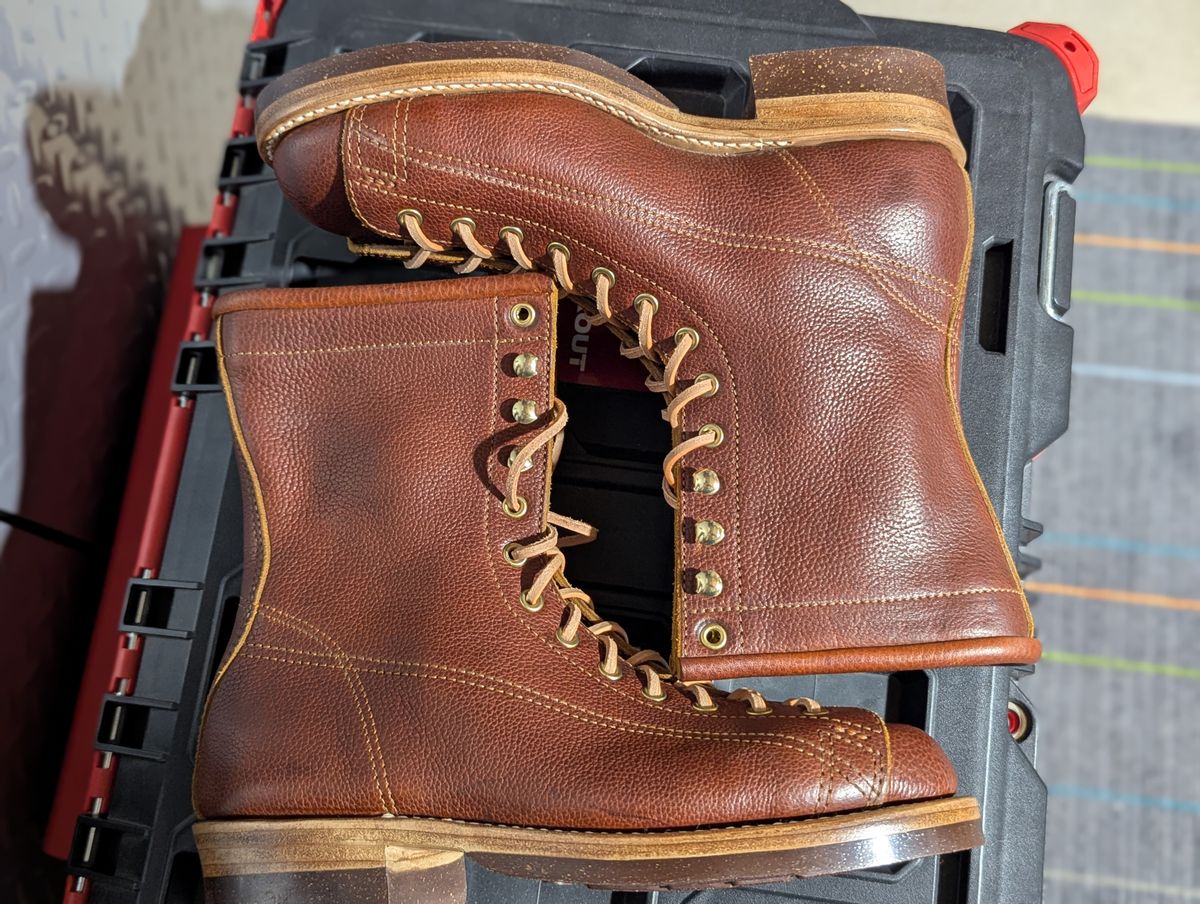 Photo by msmith1389 on October 1, 2025 of the Kustom Kraft Custom Model in Kobel Russet Harness.