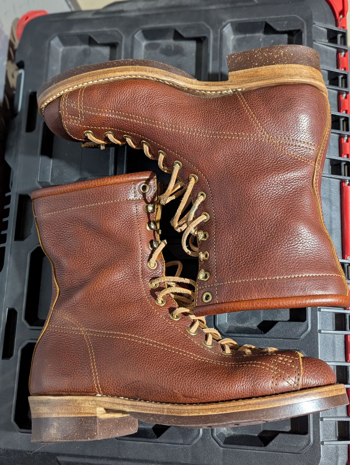 Photo by msmith1389 on November 1, 2025 of the Kustom Kraft Custom Model in Kobel Russet Harness.