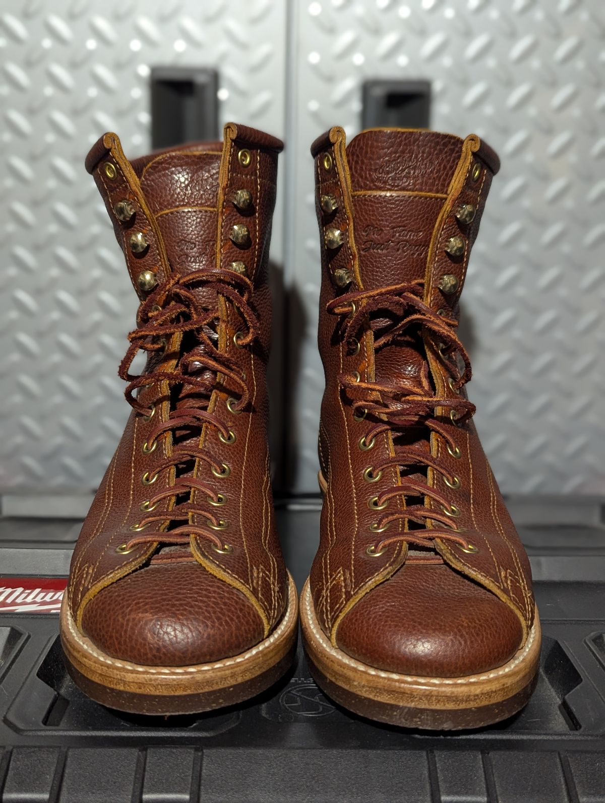 Photo by msmith1389 on March 1, 2026 of the Kustom Kraft Custom Model in Kobel Russet Harness.