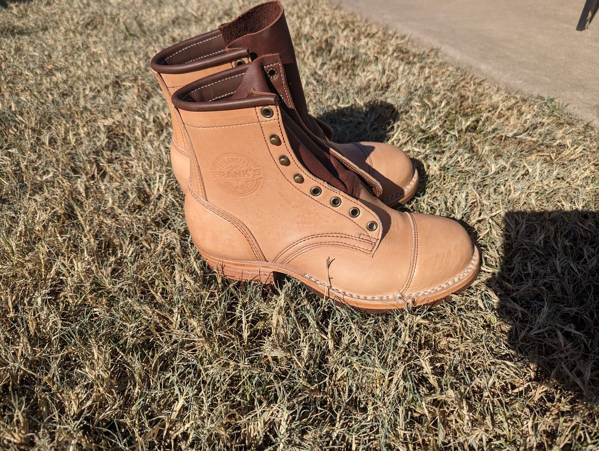 Photo by msmith1389 on November 3, 2023 of the Frank's Boots Wilshire in Shinki Natural Oiled Horsebutt.