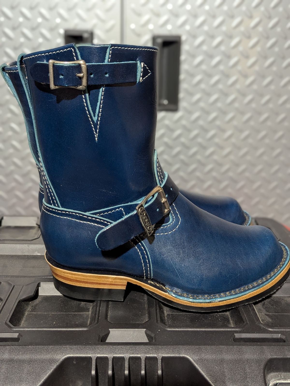 Photo by msmith1389 on October 1, 2025 of the Wesco Boss Engineer Boot in Shinki Blue Oiled Horsebutt.