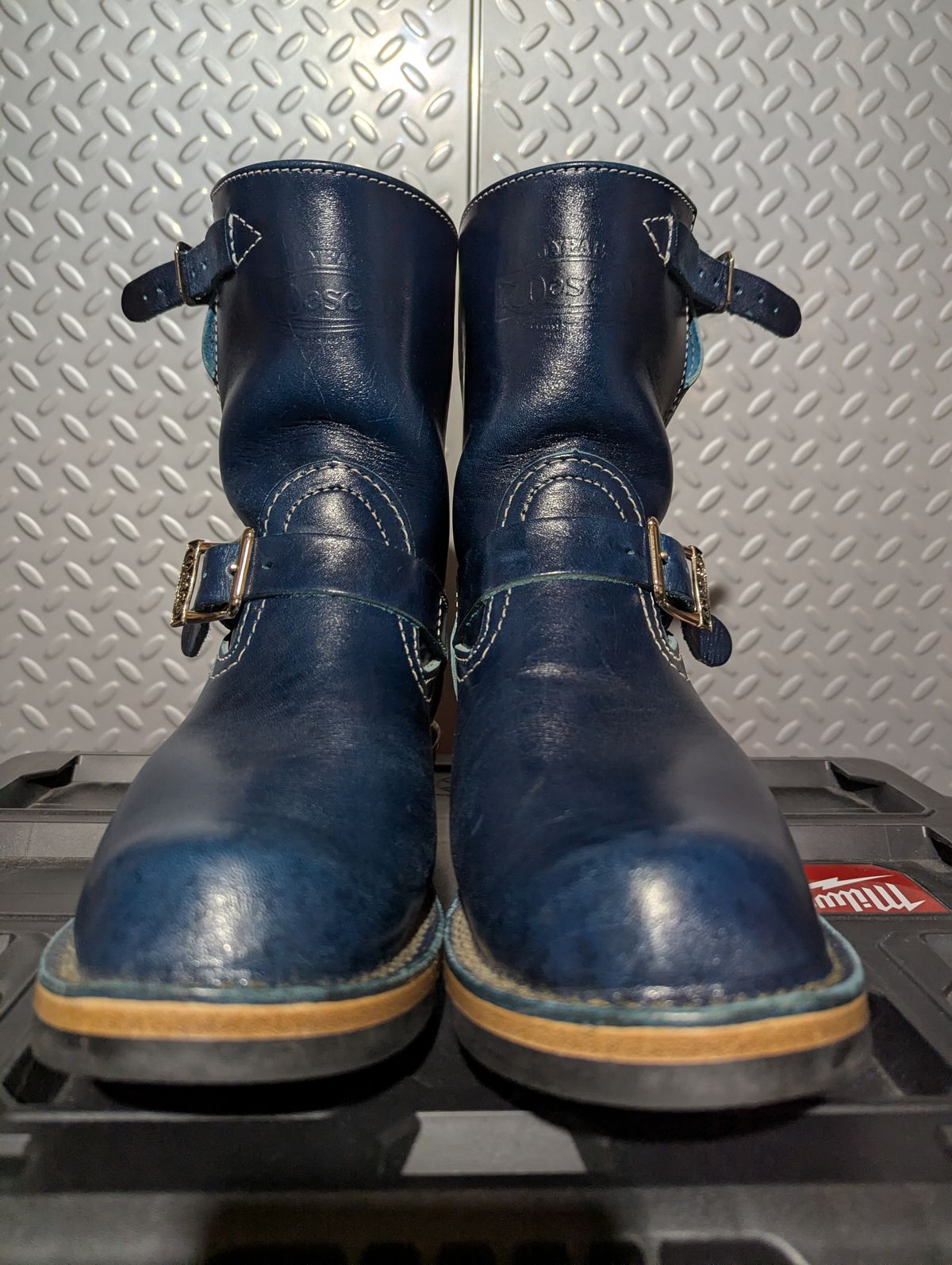Photo by msmith1389 on January 1, 2026 of the Wesco Boss Engineer Boot in Shinki Blue Oiled Horsebutt.