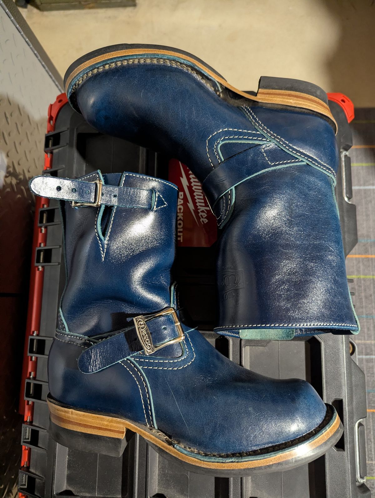 Photo by msmith1389 on January 1, 2026 of the Wesco Boss Engineer Boot in Shinki Blue Oiled Horsebutt.