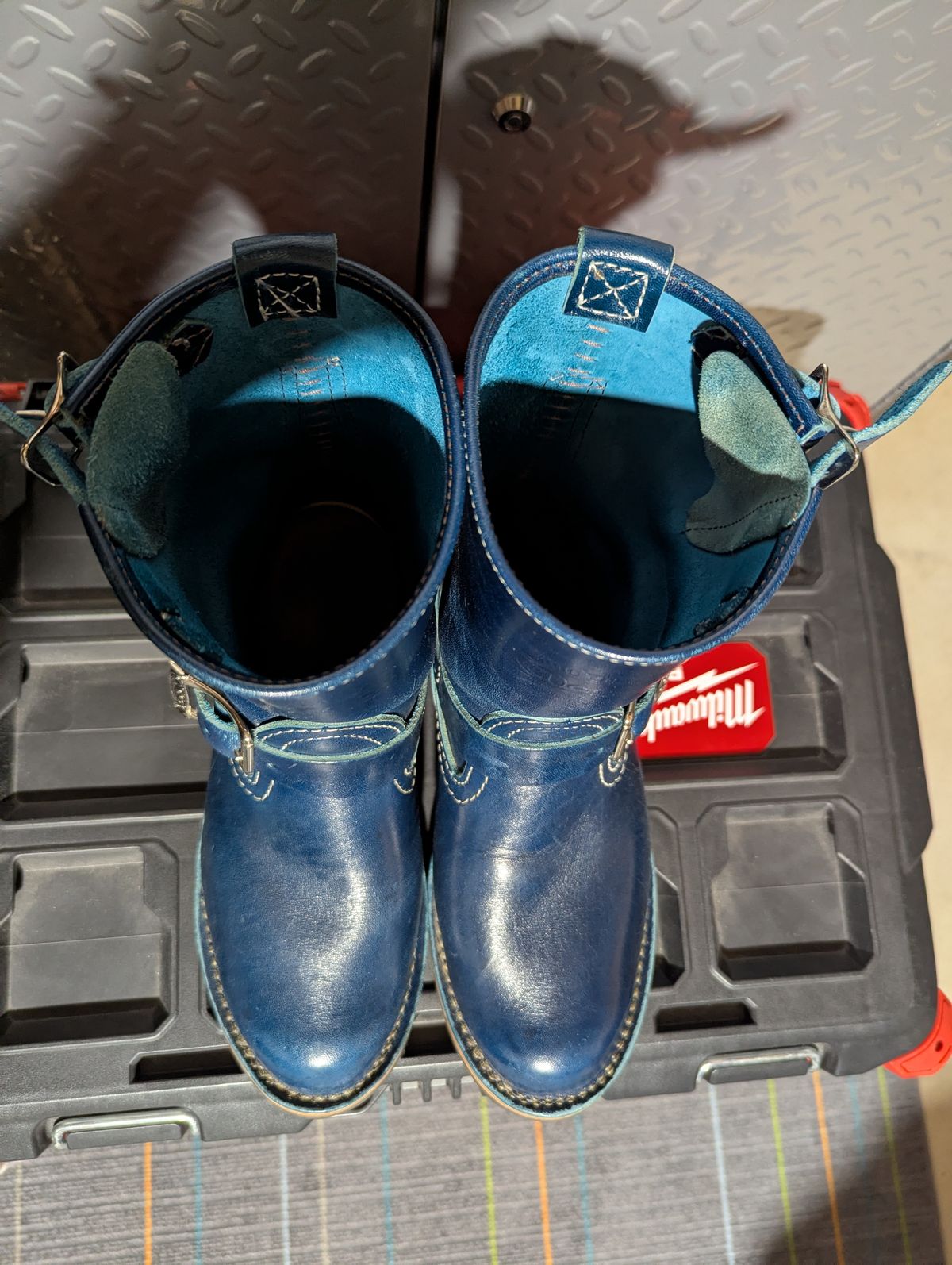 Photo by msmith1389 on January 1, 2026 of the Wesco Boss Engineer Boot in Shinki Blue Oiled Horsebutt.
