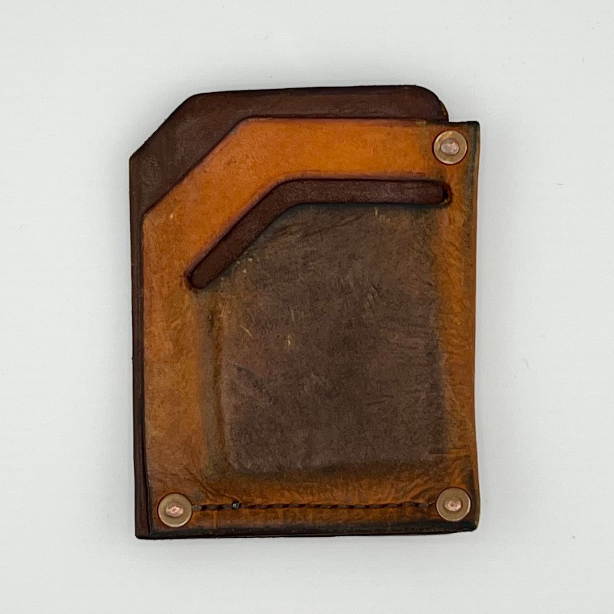 Photo by DaveFromAccounting on December 2, 2025 of the Andrew Wicklund Minimalist Wallet in Unknown Leather.