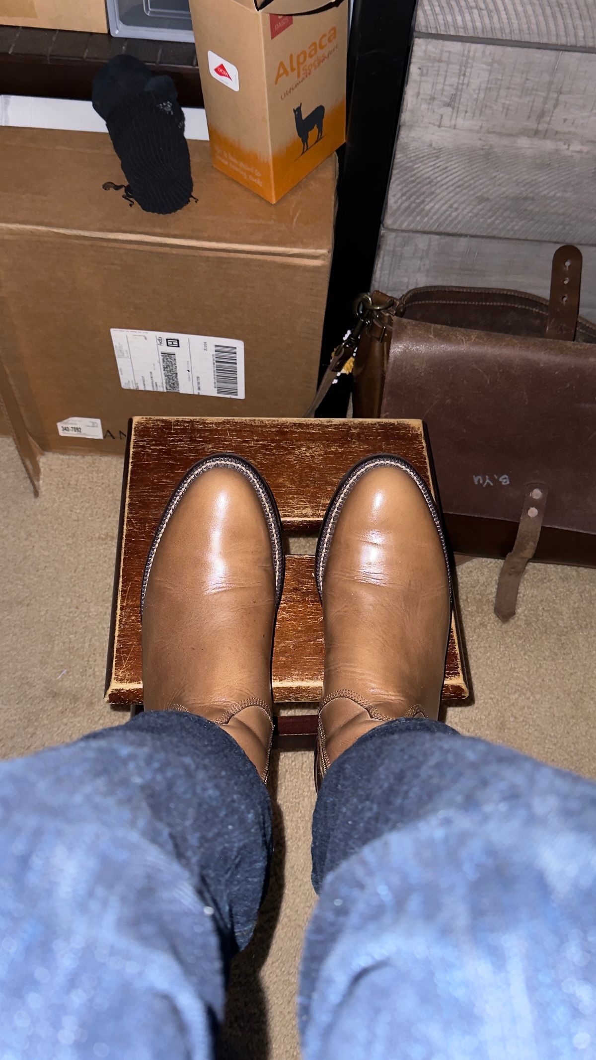 Photo by HeritageWearingPatriot on March 5, 2026 of the Grant Stone Elias in Horween Dune Chromexcel.