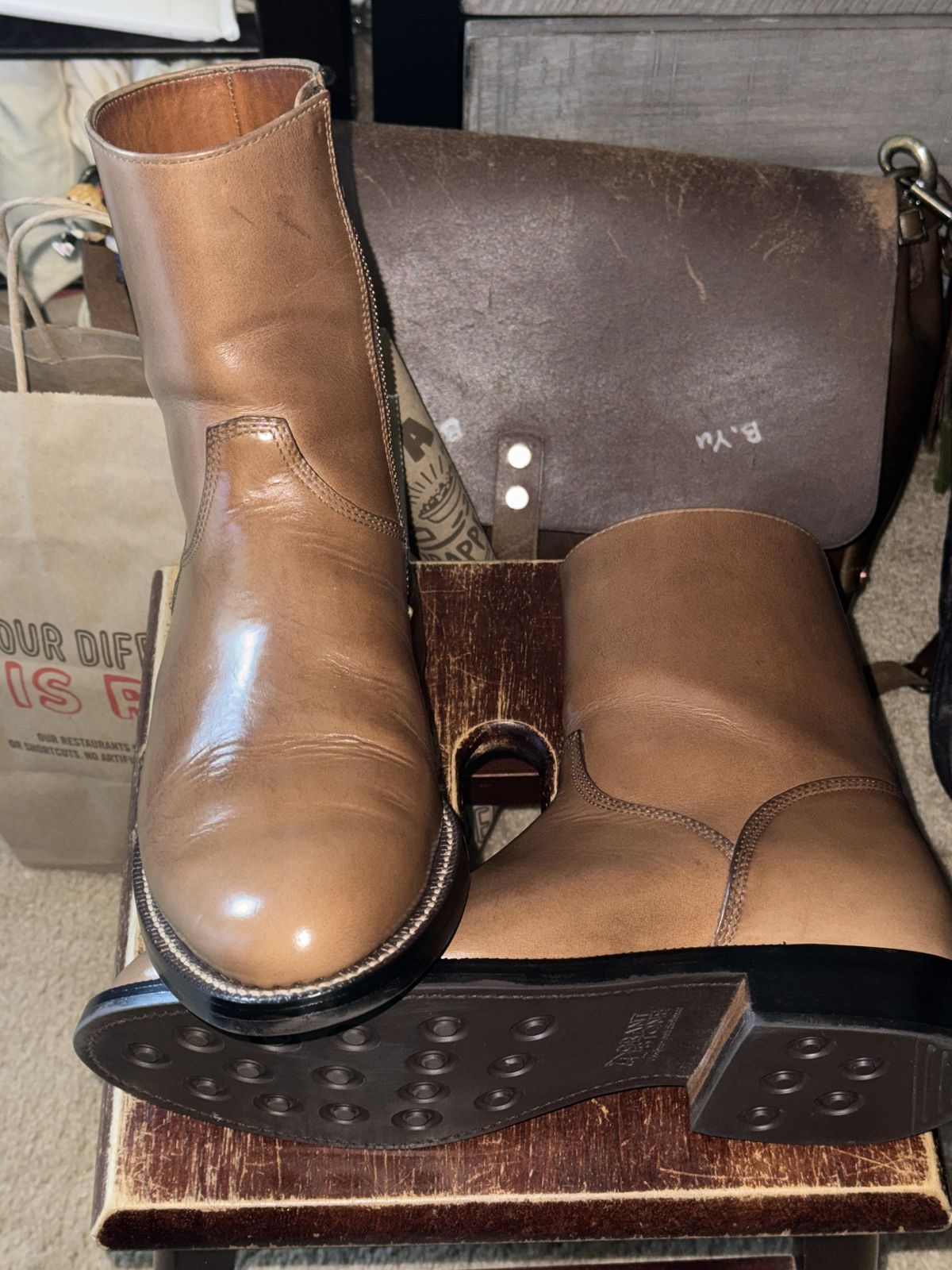 Photo by HeritageWearingPatriot on May 31, 2026 of the Grant Stone Elias in Horween Dune Chromexcel.