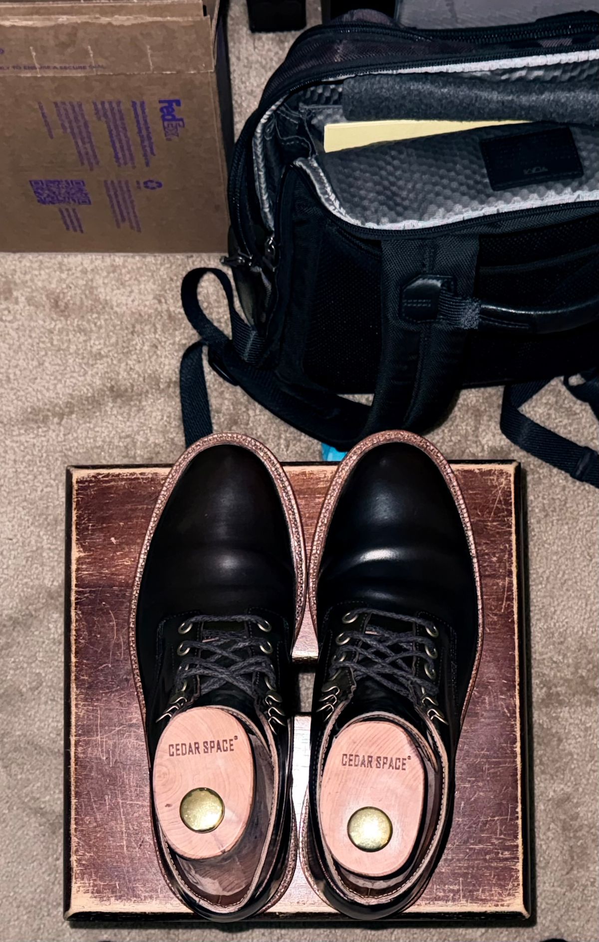 Photo by boots_4_me on October 12, 2025 of the Grant Stone Diesel Boot in Horween Maduro Shell Cordovan.