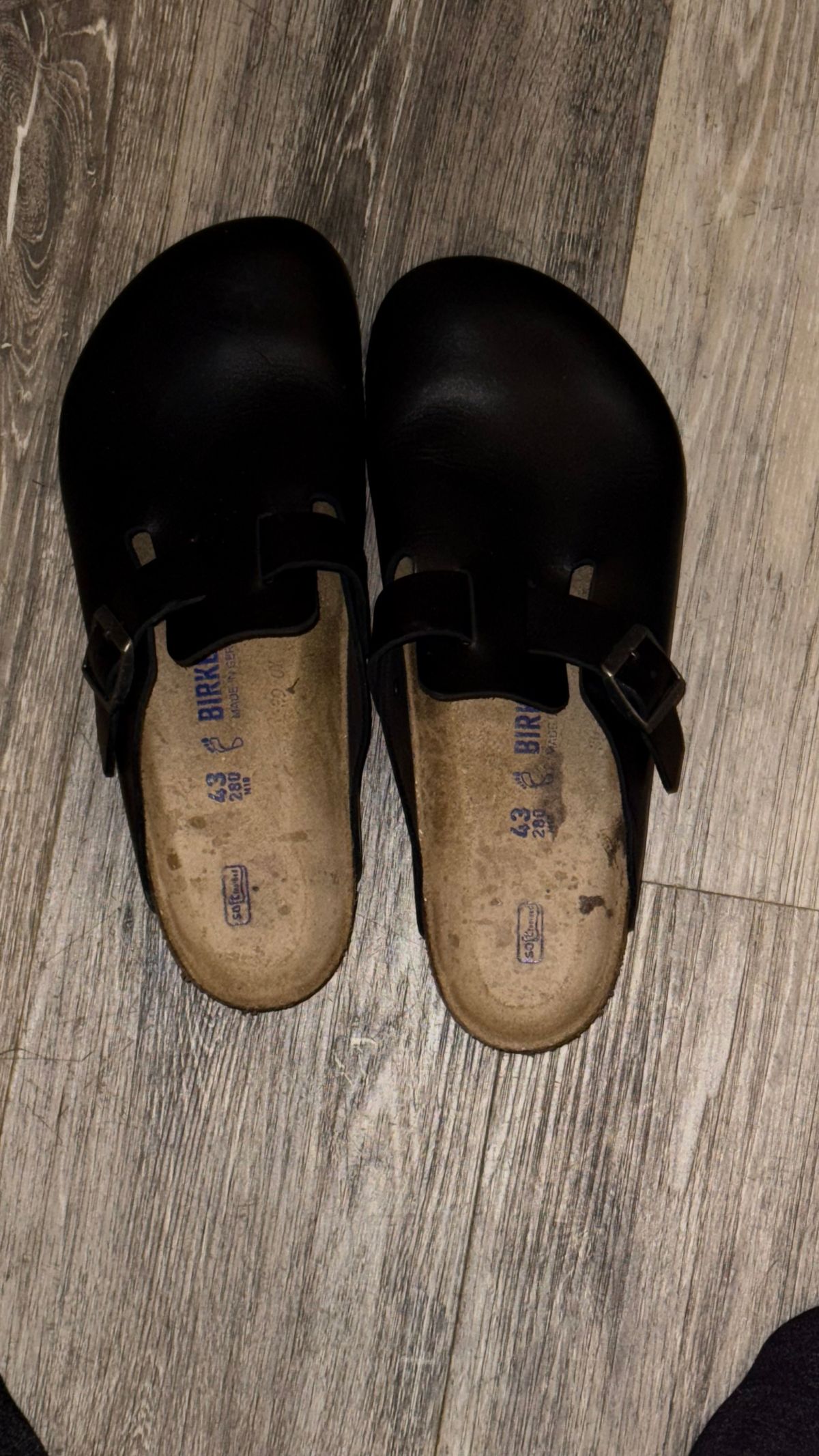 Photo by boots_4_me on July 26, 2025 of the Birkenstock Boston in D'Annonay Black Calf.
