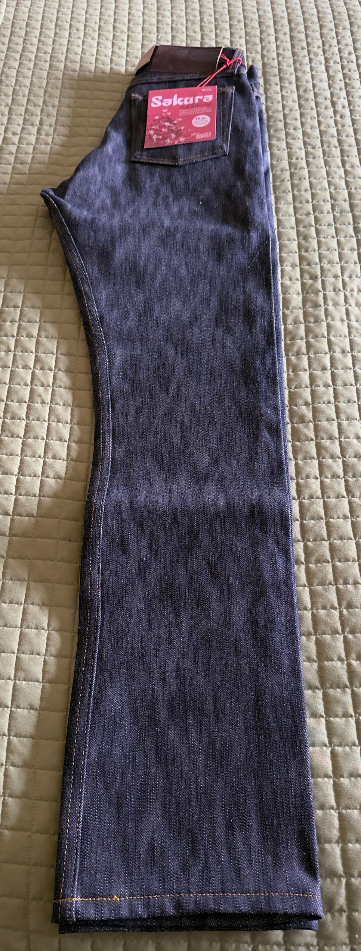 Photo by HeritageWearingPatriot on February 19, 2025 of the Naked & Famous Sakura True Guy Fit in 16oz Selvedge Denim Slubby.