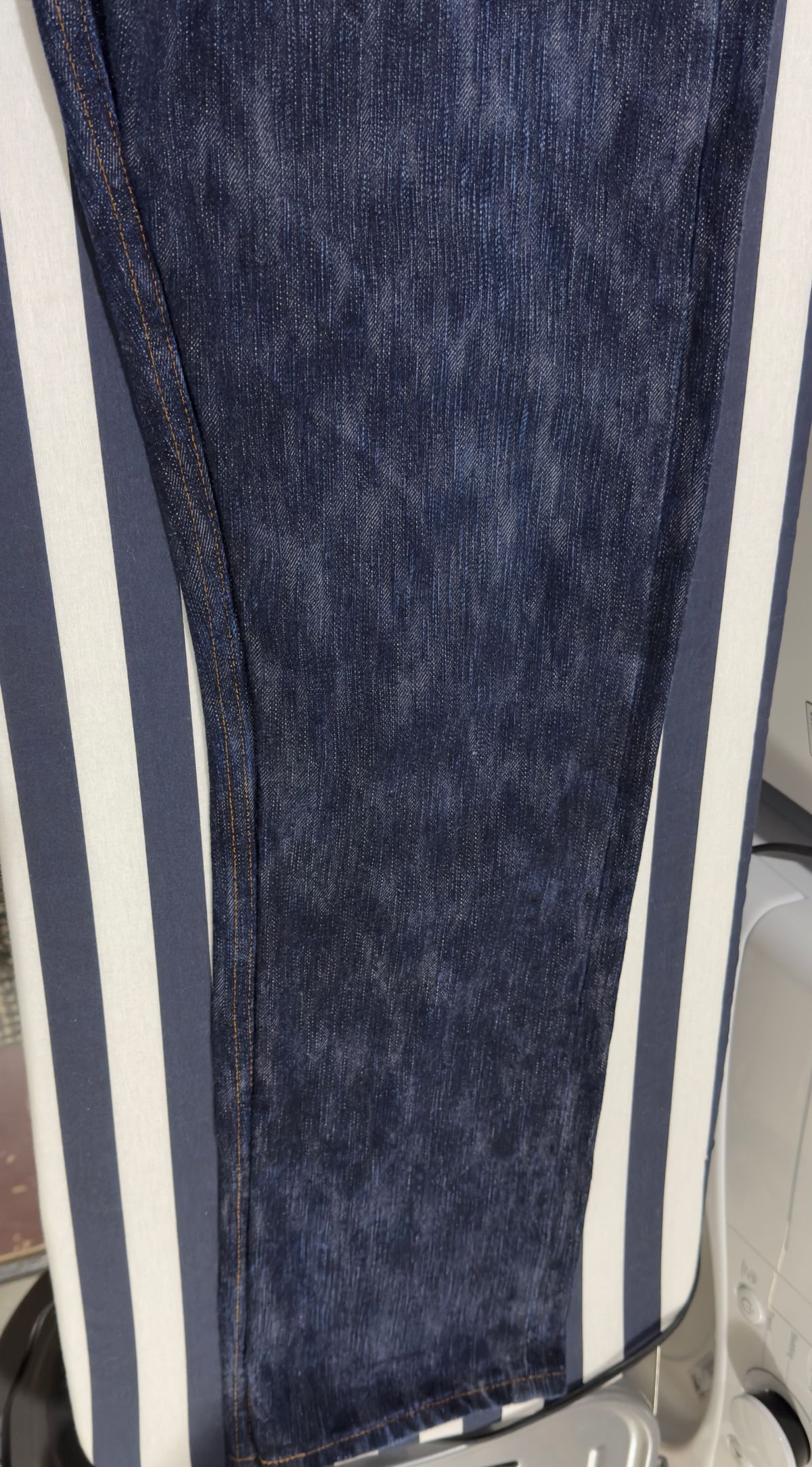 Photo by HeritageWearingPatriot on November 17, 2025 of the Naked & Famous Sakura True Guy Fit in 16oz Selvedge Denim Slubby.