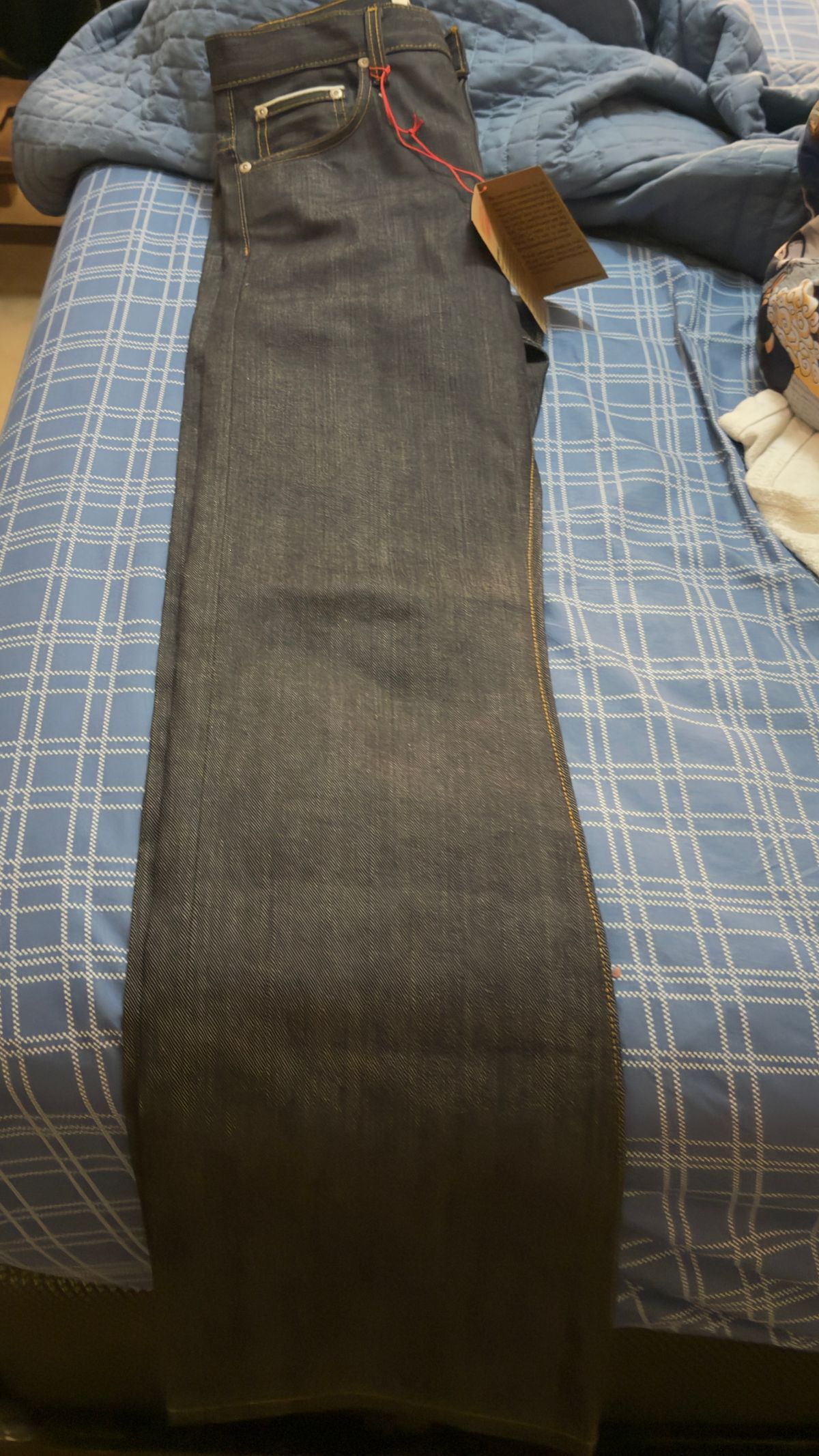 Photo by HeritageWearingPatriot on December 14, 2025 of the Naked & Famous Sakura True Guy Fit in 16oz Selvedge Denim Slubby.