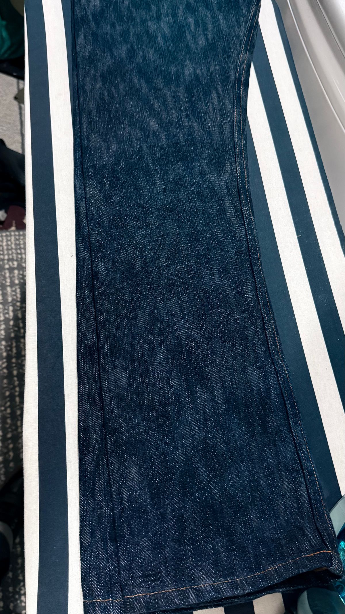 Photo by HeritageWearingPatriot on September 21, 2025 of the Naked & Famous Sakura True Guy Fit in 16oz Selvedge Denim Slubby.