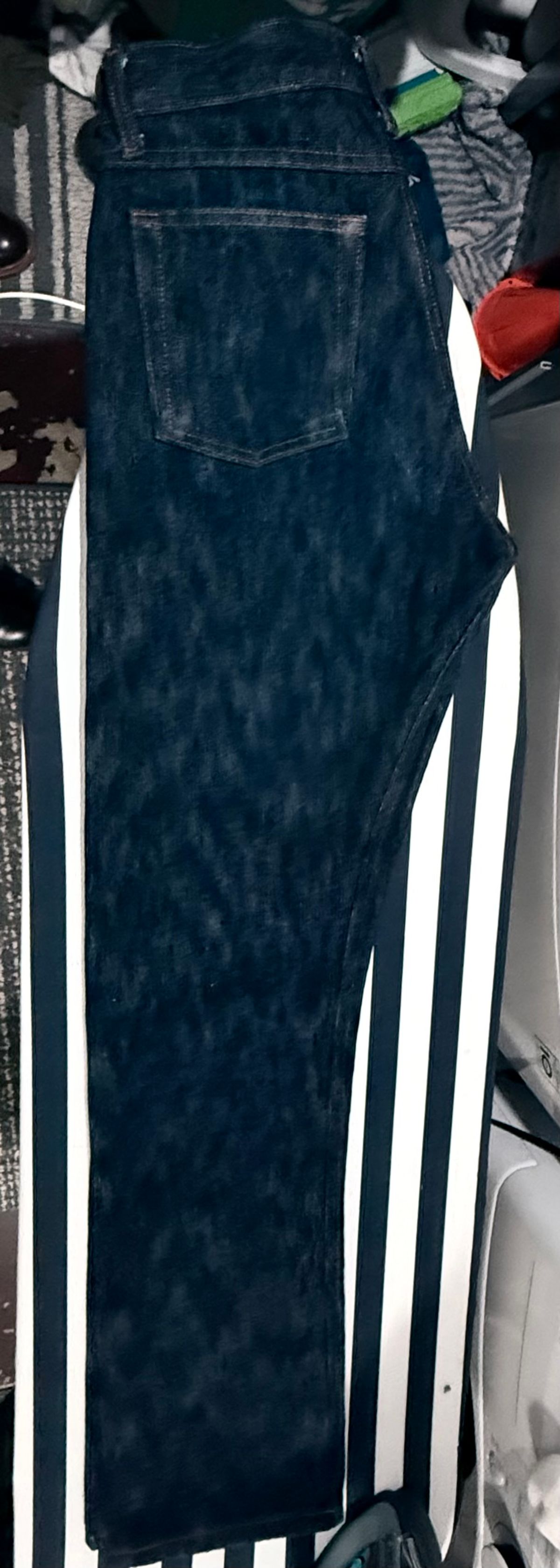 Photo by HeritageWearingPatriot on September 21, 2025 of the Naked & Famous Sakura True Guy Fit in 16oz Selvedge Denim Slubby.