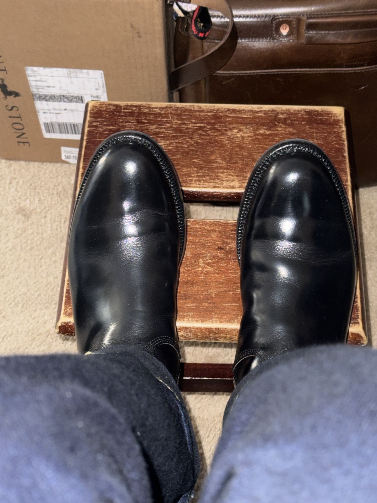 Photo by HeritageWearingPatriot on May 12, 2026 of the Grant Stone Elias in Horween Black Chromexcel.