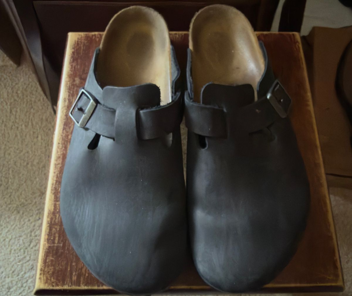 Photo by HeritageWearingPatriot on March 28, 2026 of the Birkenstock Boston in Nubuck Black.