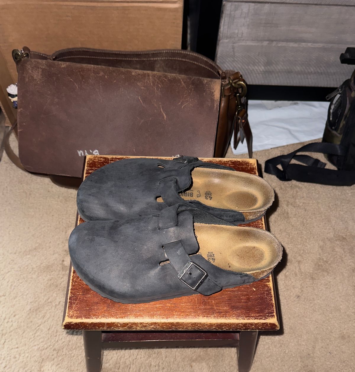 Photo by HeritageWearingPatriot on April 22, 2026 of the Birkenstock Boston in Nubuck Black.