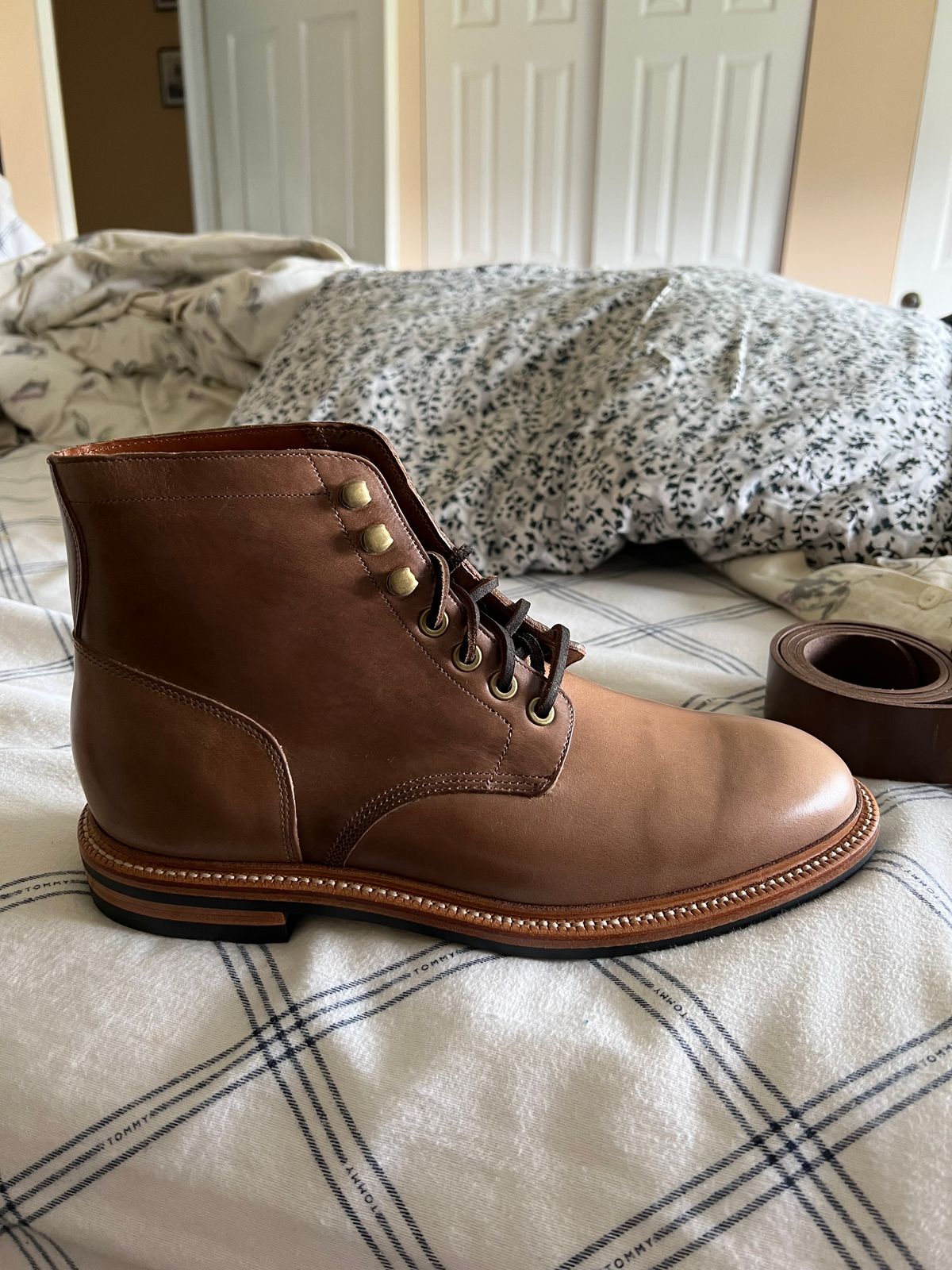 Photo by boots_4_me on April 27, 2023 of the Grant Stone Diesel Boot in Horween Dune Chromexcel.