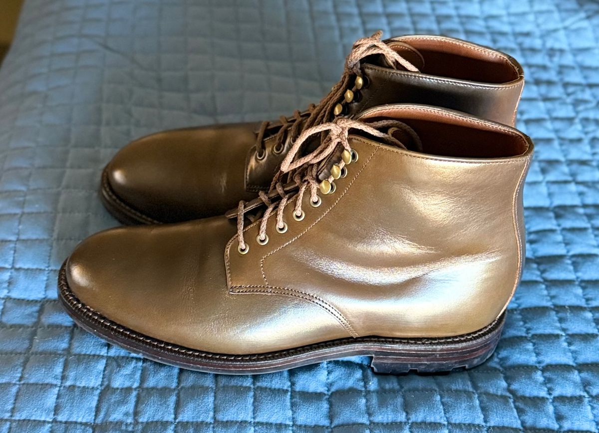 Photo by boots_4_me on October 18, 2024 of the Grant Stone Edward Boot in Horween Dark Olive Chromexcel.